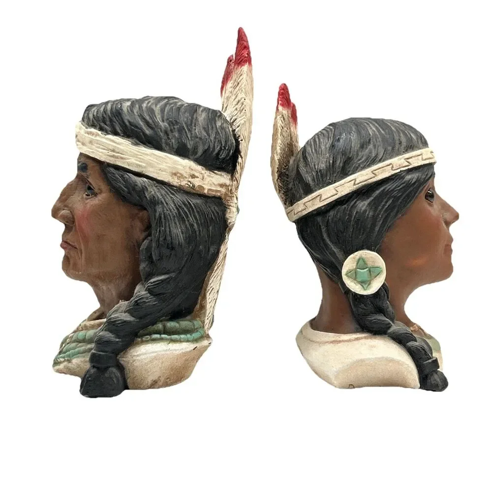 Lot of 2 - Universal‎ Statuary 1993 Native American Statues 1523/1525